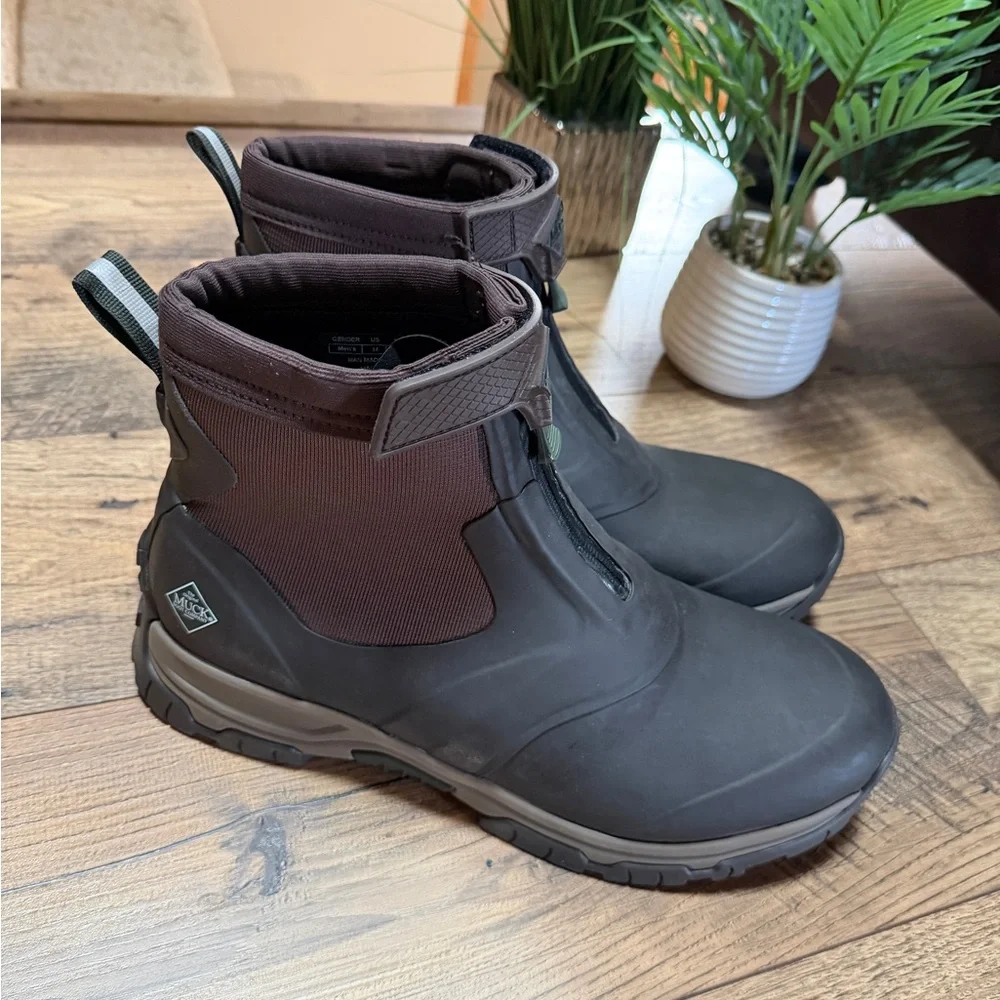 Muck Ankle Boots Men’s Size 14 Brown ,Apex, insulated, waterproof ,‎ mid zip NEW